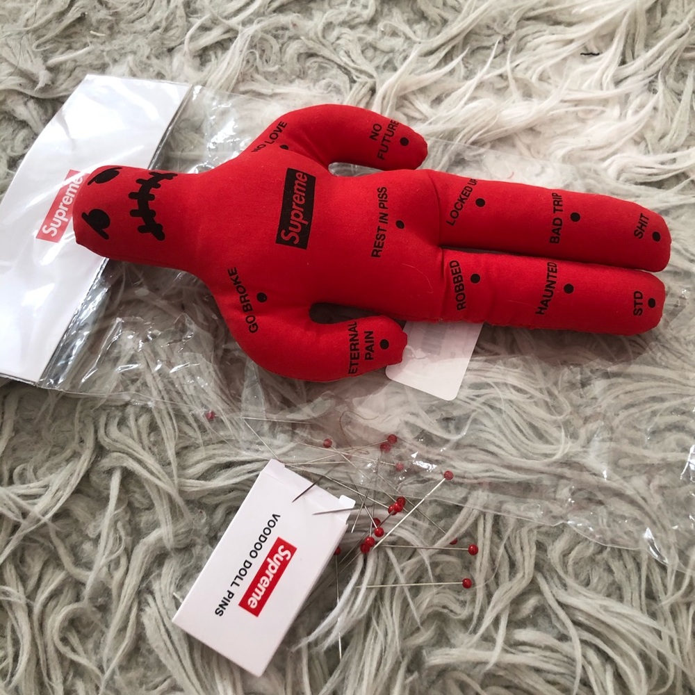 Supreme Voodoo Doll